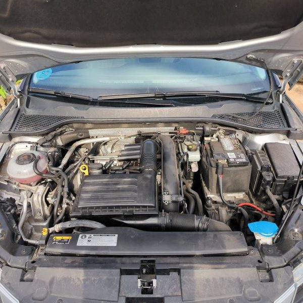 engine-bay-detailing-mallorca